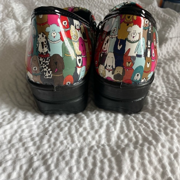 EASY STREETslip resistant/non marking sole!CUTE4 all,helpful when on ur ft a lot - Picture 7 of 10